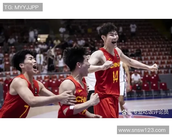 世界篮球比赛中国对抗强敌展现实力与团结的精彩时刻